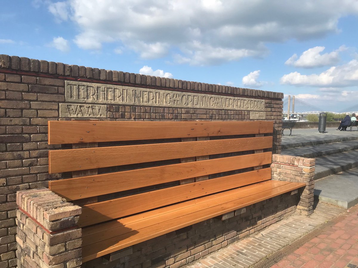 hanviskie's tweet photo. Ik ging naar #Bommel om de brug te zien #poezie #nijhoff https://t.co/zCxEdPb21Y