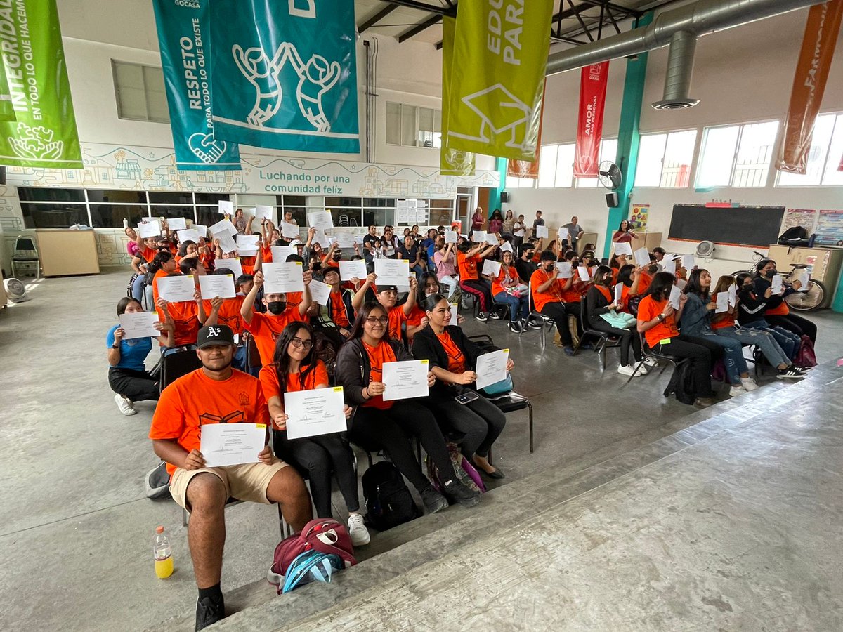 Tuvimos el cierre del taller: "Construyendo mi mejor versión" en la Escuela Preparatoria GOCASA en el Municipio de García. Taller llevado a cabo por el Eje de Formación del Centro de Equidad de Género e Inclusión (CEGI) de la UDEM. 👏

#InspirandoTuMejorVersión