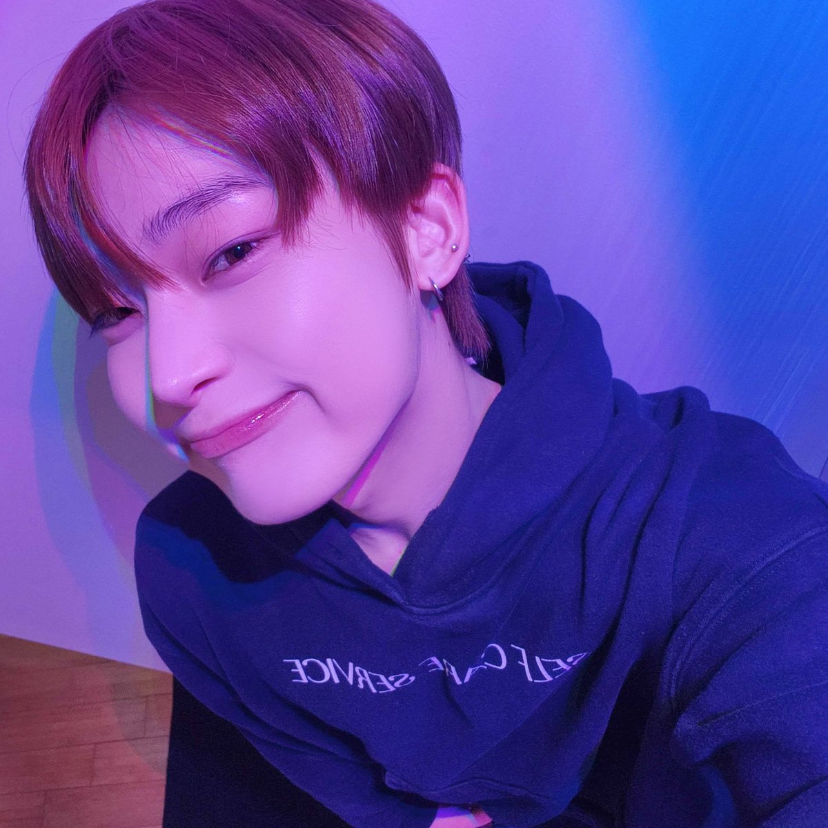 Ar_ENweverse's tweet photo. 230430 - | تحديث سونو عبر الويڤيرس |

🦊: لم ينتهي الأمر بعد

#ENHYPEN #엔하이픈 #SUNOO
-N https://t.co/OiK0GtpQji