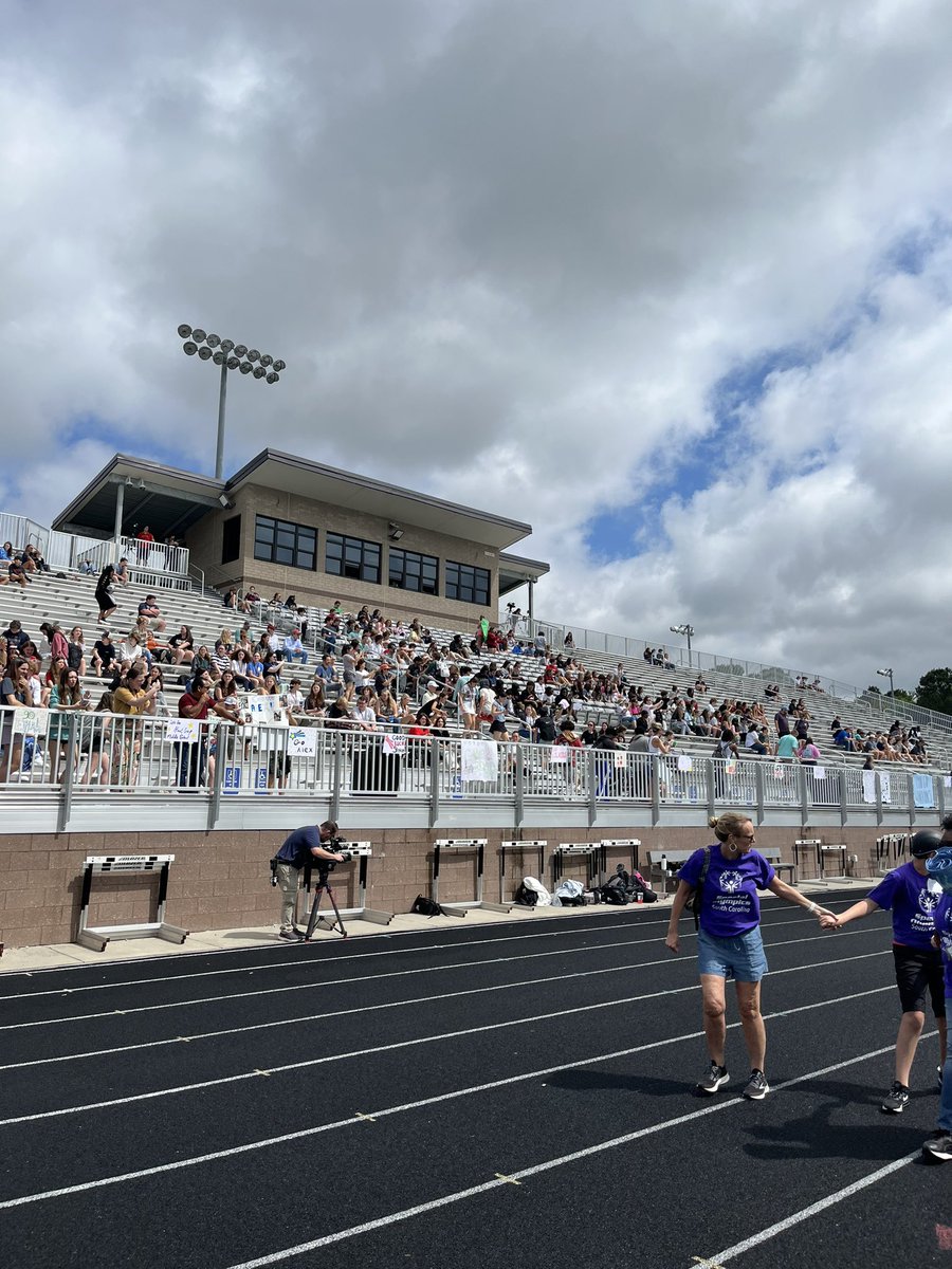 NakiaryLive5's tweet photo. Footage from Wando High School Event On Yesterday💪🏾💜 https://t.co/SpUfOvFgk4