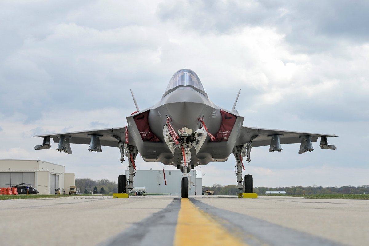 adamlbarr's tweet photo. After working since 2017 to secure the F-35 for the future of the 115th Fighter Wing, it was an honor to watch alongside the Airmen of the @115thWing as the first jets arrived at Truax Field earlier this week. @TogetherTruax @MadisonBiz @BadgerAirCC @preZBiz https://t.co/pfUKJQSzAW