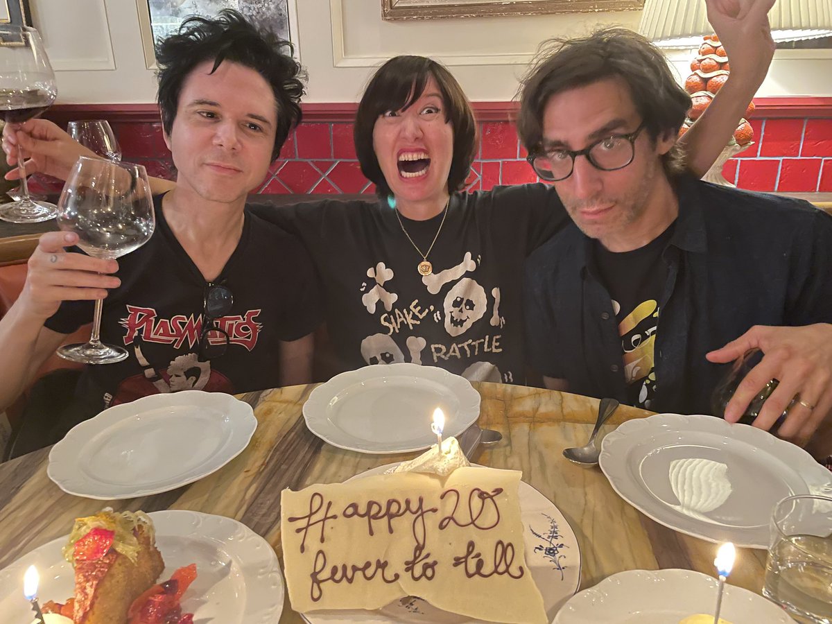 What a deeply felt honor to be a band of 23 years celebrating 20 years of our first record together! #fevertotell! Love you all and can’t wait to see you on the road starting next week! 🤘🤘🤘
Luv YYYs