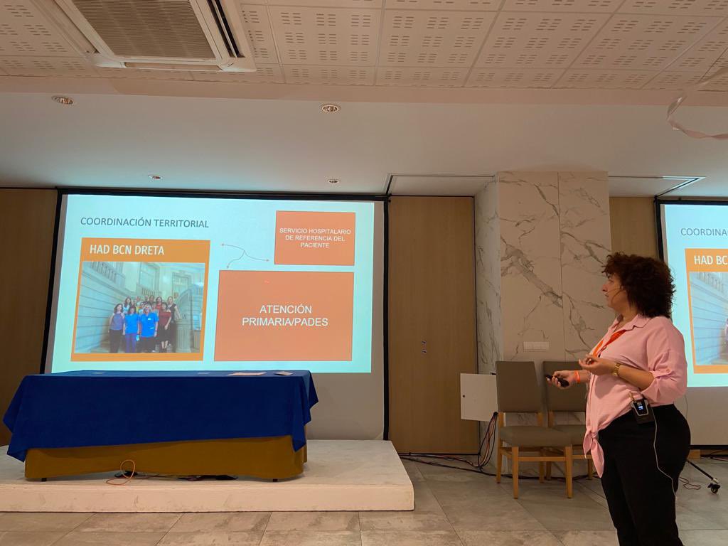 nursescsi's tweet photo. 👏👏👏 #AnnaTorres #HADDosdeMaig participando en el curso de especialización #EnfermeríaHematológica “Pacientes hematológicos en HAD” @CanalUGR @Sociedad_SEHAD @ANEHematologia @angy20044 @ConsorciCSI @PUyHeridas #socinfermeraipunt #TimetoMoveTogether https://t.co/WJhfLu7mCu
