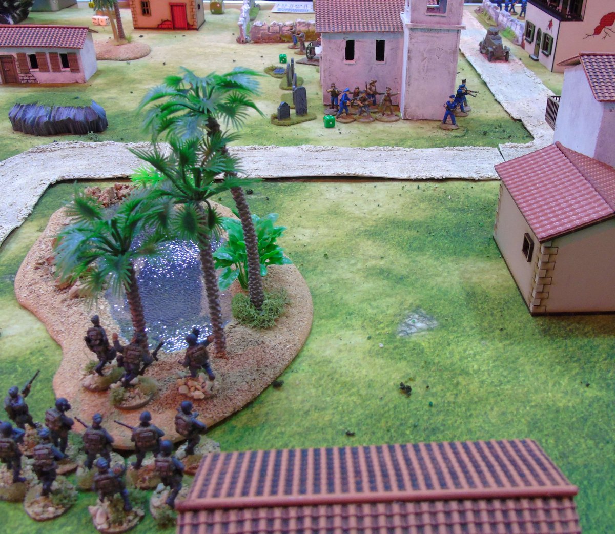 I played some Chain of Command this week. My Italian volunteers were doing battle with the anarchists during the Spanish civil war. #wargaming #wargames #tabletopgaming #TabletopGames #tabletopwargaming #28mmminiatures #28mmwargaming #chainofcommand #history #historicgaming