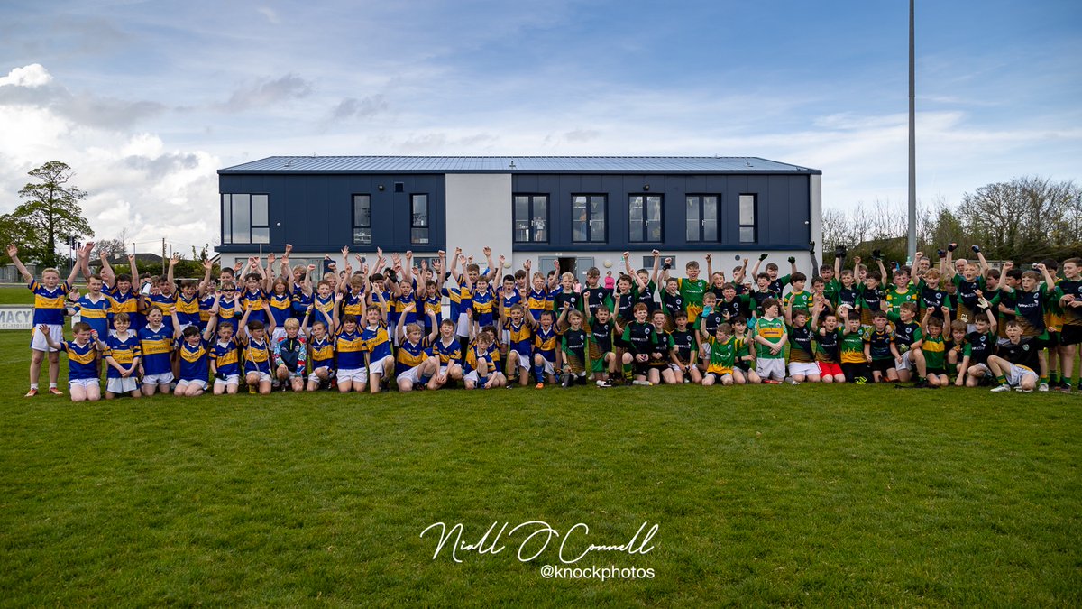 Niall O'Connell (@knockphotos) on Twitter photo Some images of the <a href="/CastleknockGAA/">Castleknock GAA</a> U11 2012 Boys Blitz with <a href="/ClaregalwayGaa/">Claregalway GAA / LGFA</a> today in Somerton. Well done to James and Dara for assisting as part of The Dermot Earley Youth Leadership Initiative.
#DEYLI Some images of the <a href="/CastleknockGAA/">Castleknock GAA</a> U11 2012 Boys Blitz with <a href="/ClaregalwayGaa/">Claregalway GAA / LGFA</a> today in Somerton. Well done to James and Dara for assisting as part of The Dermot Earley Youth Leadership Initiative.
#DEYLI