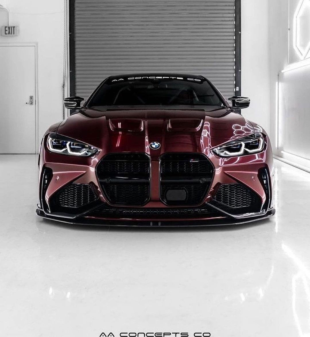 ExoticBMW's tweet photo. Dragon Scale Red BMW M4 Competition 💫 https://t.co/sjFvxmjOwZ