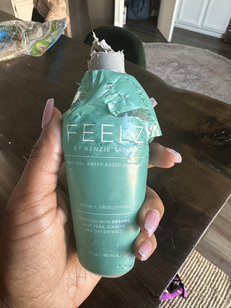It’s a great lube, but it’s apparently not dog proof??? 10/10 <a href="/thekenzietaylor/">KENZIE TAYLOR</a>