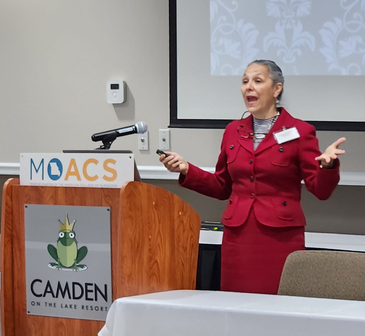 Dr. Anne Rizzo, renowned trauma surgeon and natl leader in surgery - gave an incredible and lively talk this morning on end of life care at MO ACS. Thank you, Dr. Rizzo!