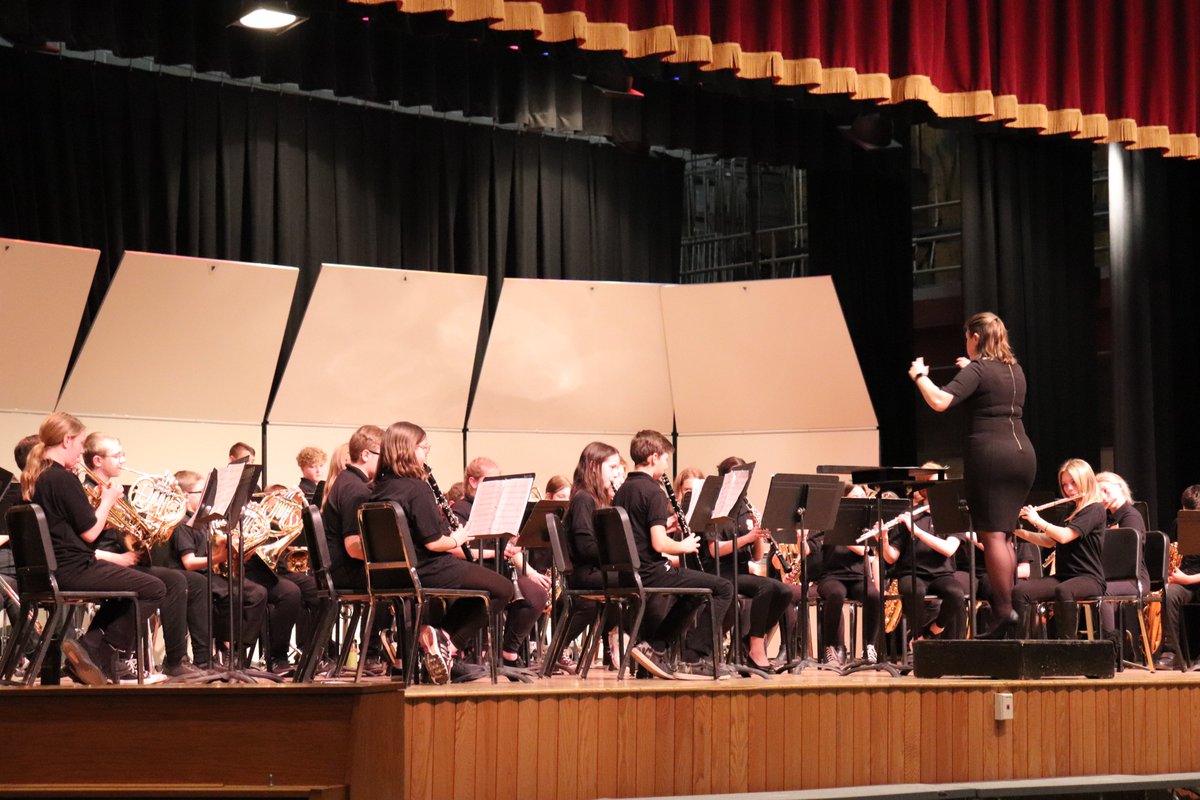 MACSPride's tweet photo. Shout-out to the Mexico High School Symphonic Band and the Mexico Middle School 6th Grade Concert Band who competed at @OfficialNYSSMA this week! πΊπ·π»πΆ #MACSpride #MusicInOurSchools #Music https://t.co/c1PCxUZC4E