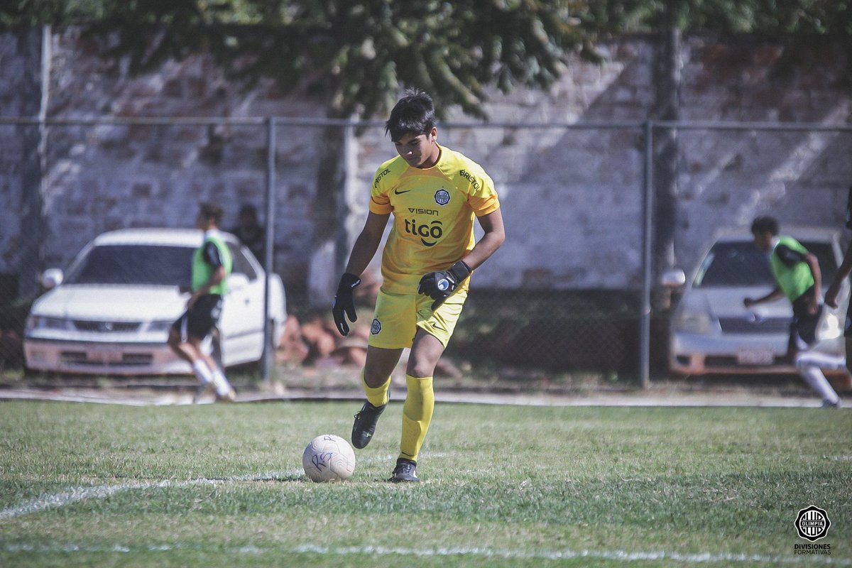 FormativasO's tweet photo. 🔳 #OlimpiaLIVE | #TorneoAnual2023

➡️ #Sub15 | Fecha 11.

📋 ¡Finalizó el encuentro y victoria franjeada!

➖Resistencia (0-3) #Olimpia 

#OlimpiaMiOrgullo ⚪⚫⚪ https://t.co/aIiEil8JJ9