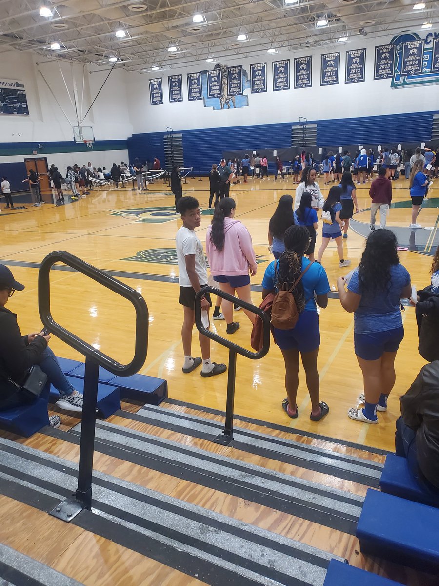 Back at the Ridge for HS physical this morning! <a href="/CyRidgeRams/">Cy-Ridge Rams</a> <a href="/kahlams/">Kahla Middle School</a> <a href="/CySpringsHS/">Cypress Springs HS</a>