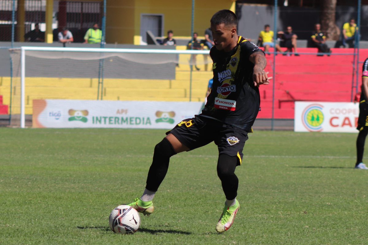 ⏱️ 85’

➡️ #MartínLedesma 1
➡️ #Recoleta 2

🗓️ Fecha 5.

#IntermediaAPF 🟠🟢