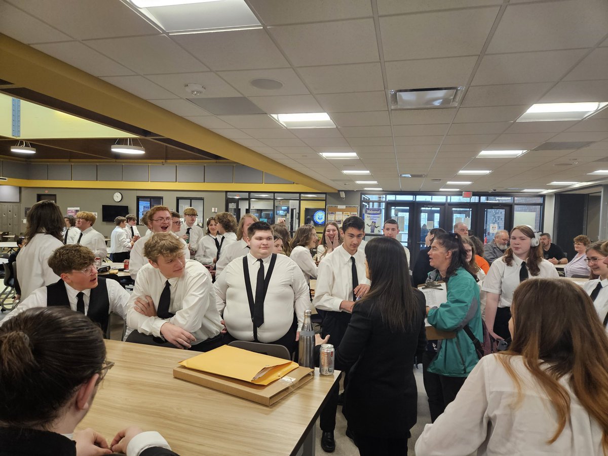 MogadoreBands's tweet photo. Congratulations on another Superior performance at the OMEA State Contest this morning! Our band received straight I’s on the floor and a II rating in sight reading! I am so proud of our students consistent drive towards excellence and passion! Bravo, and Go Cats! https://t.co/m3dWBBEnis