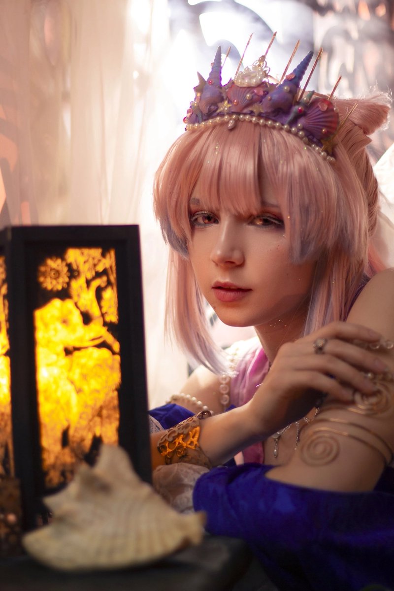LisiAngel4's tweet photo. "Kokomi finally managed to escape on a trip. She liked a new costume in Sumeru..."

This is only part of the photos from this set! On boosty you can already see the first part of the three :3
https://t.co/BkkBtJpJMS 
#Genshin_Impact #kokomi #sumeru https://t.co/1TgStE9fQ2