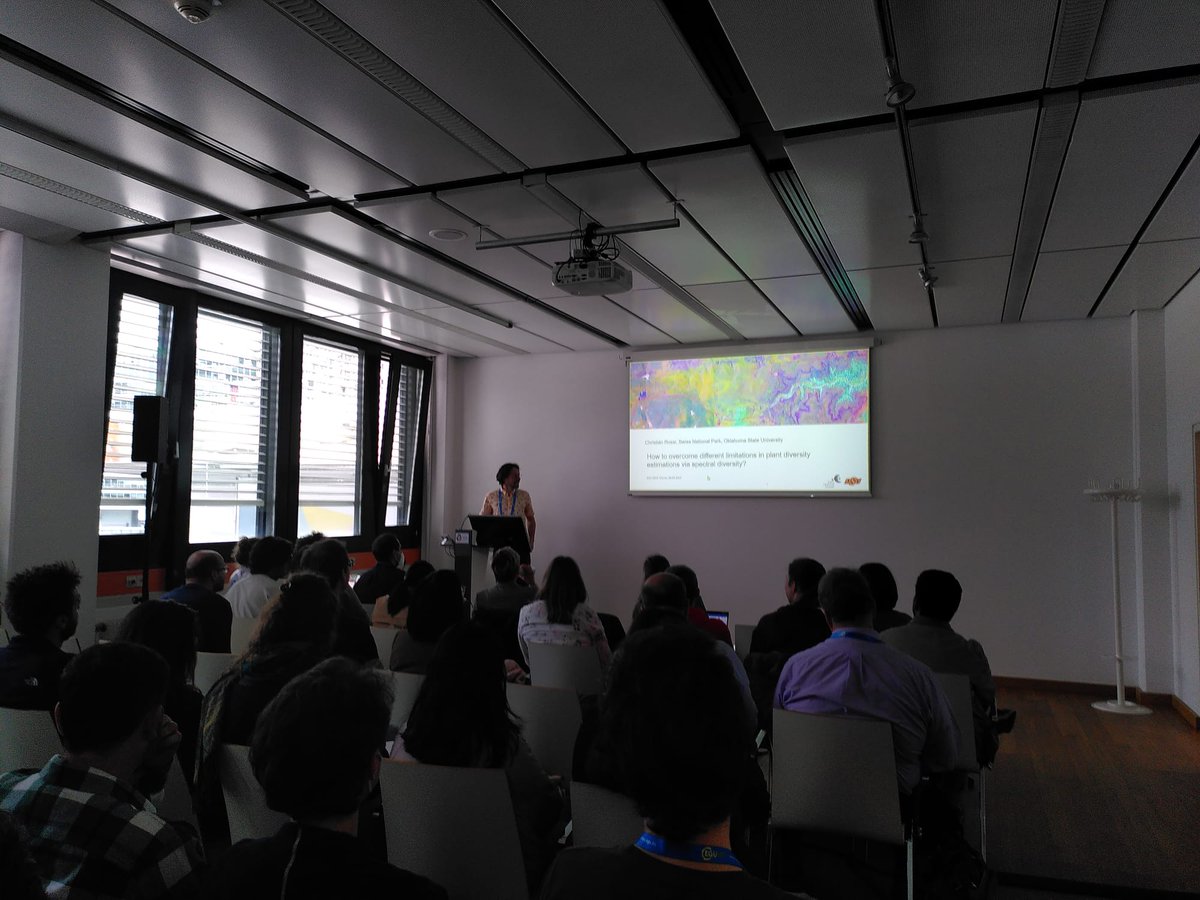 RemoteSenSNP's tweet photo. After a successful #EGU conference with positive feedback and interest in our work, we have decided to regularly share our remote sensing applications and research in the #schweizernationalpark with you. Stay tuned #spectraldiversity #biodiv #esa #RTM #vegetation https://t.co/J33WY0y4nI