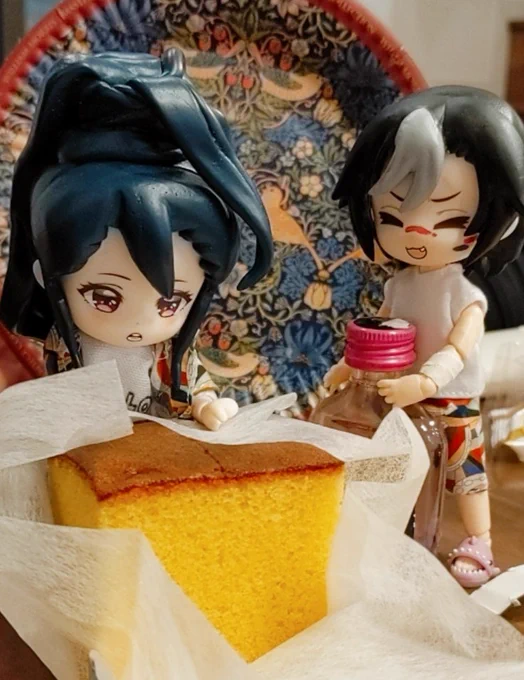 ねんどろいどはね、ごはん食べる時に寄ってくる妖精さんなんだよ