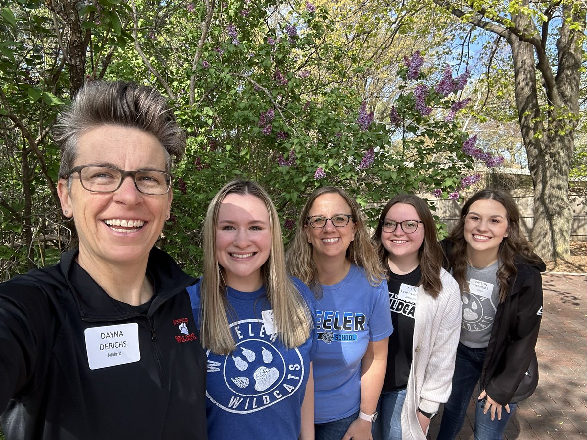 dcderichs's tweet photo. The METLINK Literacy Conference was a BEAUTIFUL 🌸 way to grow our skills today! Thanks @wheeler_mps &amp; @CLManzitto 
A few tidbits from the day: https://t.co/SUPu6KC3EV
Oh, and a new 📚 wishlist:  https://t.co/CnHjcm5AmQ
@UNOCEHHS @KatrinaVenn @Lindsay_Taylor4 @lorenzene6 https://t.co/cPeQ2SpqLm