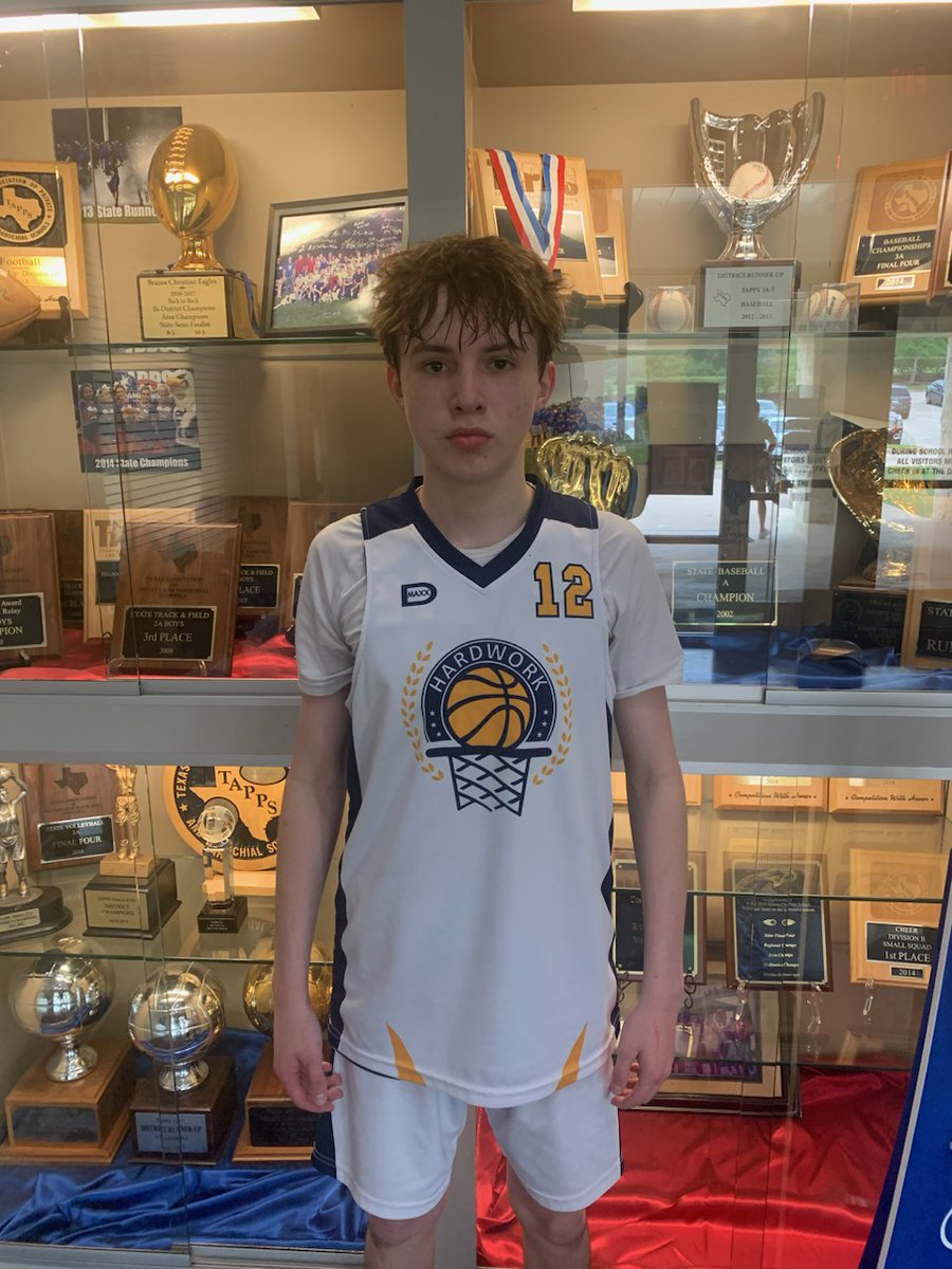 #houstonlive
Bly Oestrike, Tomball Memorial, Solid guard play for 16U Hardwork Team Jaxson Pitre #10 &amp; Mason Donald #4 of 409 Wildcats were a lethal combination in their 1st game this AM.