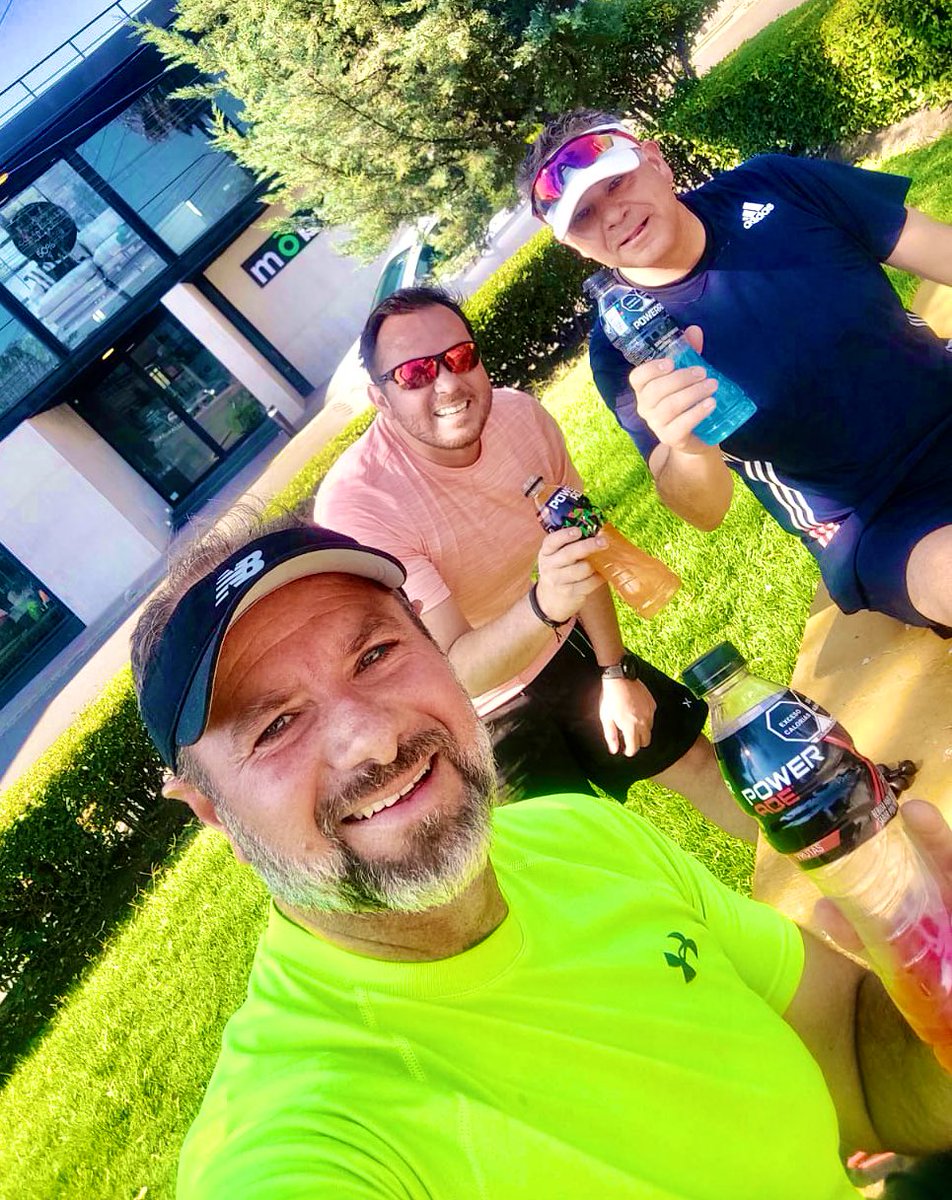 brauliohn's tweet photo. Hoy corrimos 10k bien hidratados rumbo a #MedioMaratón del @QroMaraton @indyman67 @GallardoGJ 

Gracias @PoweradeMx ! 
#Haypower https://t.co/6vf97HF1fl