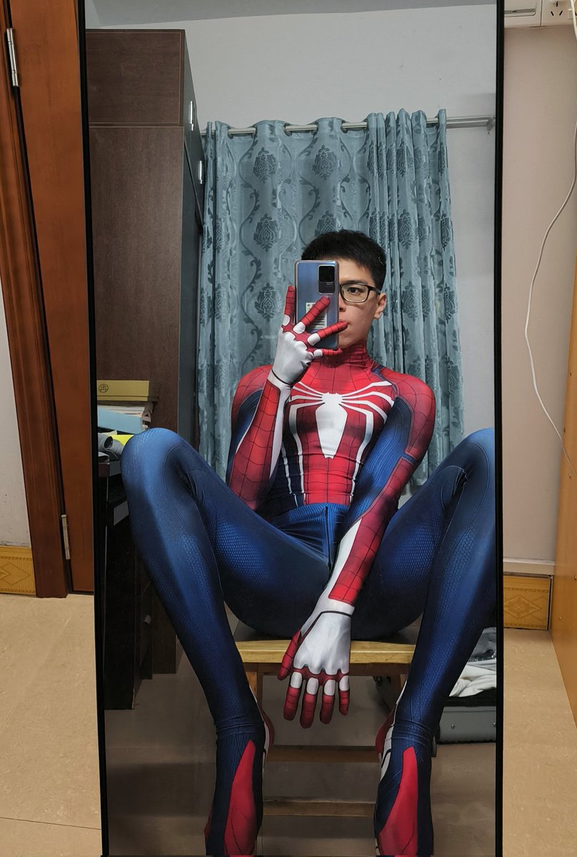 DanDan2221's tweet photo. 🕸️小蜘蛛上线🕷️
#蜘蛛侠 #zentai https://t.co/x38UMFCDaW