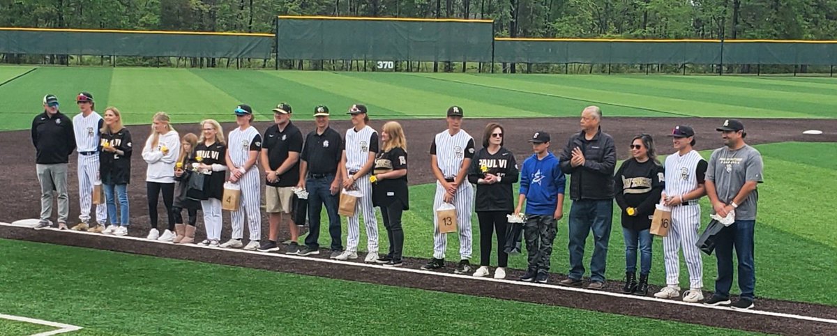 LSBR11's tweet photo. #Seniorday @PVI_Baseball. My favorite day for every school. Congrats men ... to you and your families! #PVIPanthers. https://t.co/A2j8bpjk65