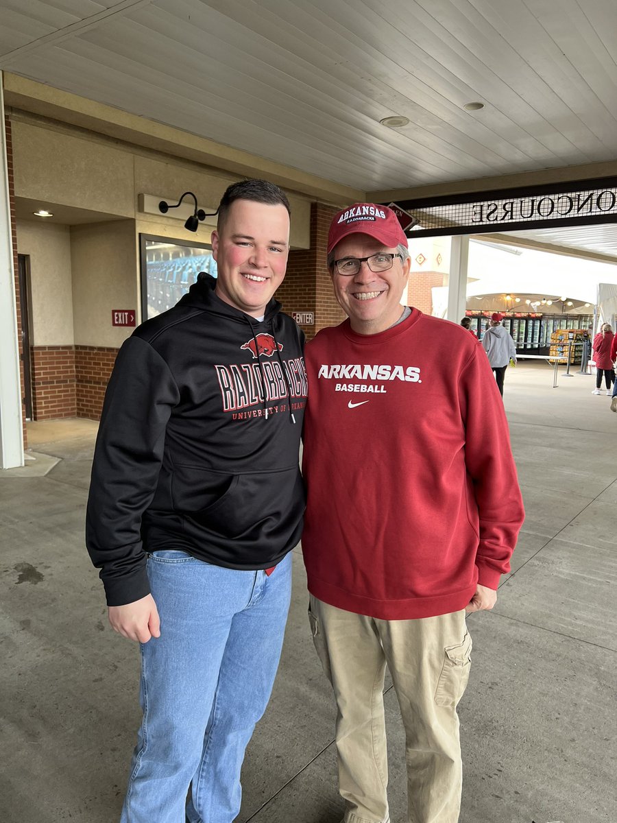 What a great day for Razorback baseball especially when you get to see a former student and Alabama grad Ethan Bird!!!