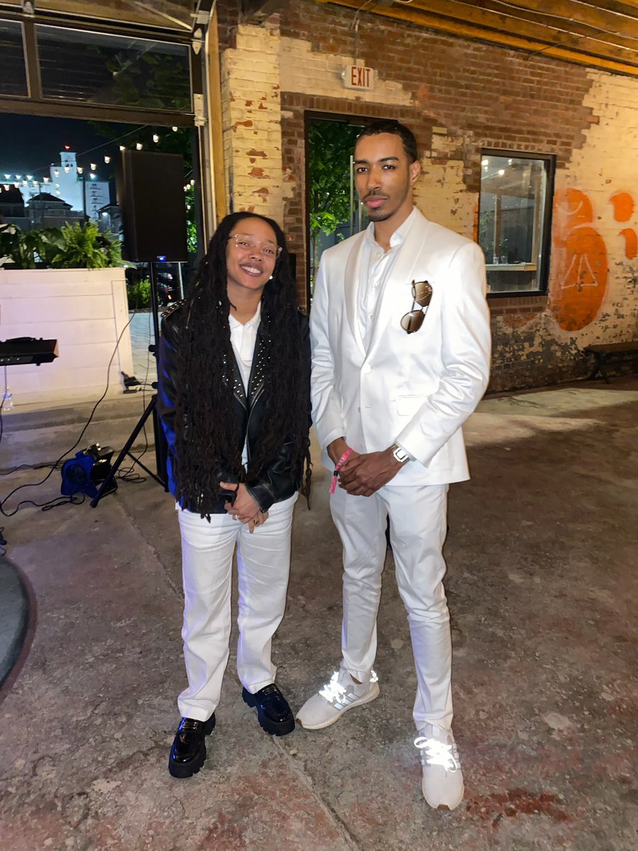 emanperez28's tweet photo. Honored to come back home and share the codes that pushed me to take the leap of faith - in the form of poetry.

Thank you @blackambitionpz for hosting my cofounder @Bitsof4n6 and I at @sitw this year 🌊 https://t.co/yEcnd1tZfN