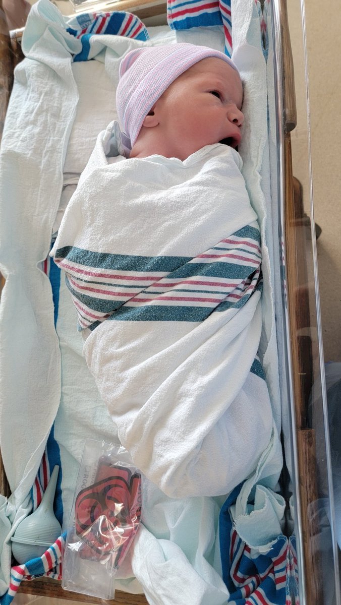 bcam_14's tweet photo. I was stubborn over the last few days and didn't want to come out, but here I am! Hello👋👋 #HarrisonScott https://t.co/IhKYmH7kHv