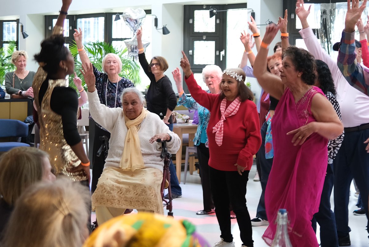 balbirdance's tweet photo. Boogie Wonderland Sheer Joy today @OlderEnsemble @LeedsPlayhouse @YorkshireDance https://t.co/5R3OBcnVib