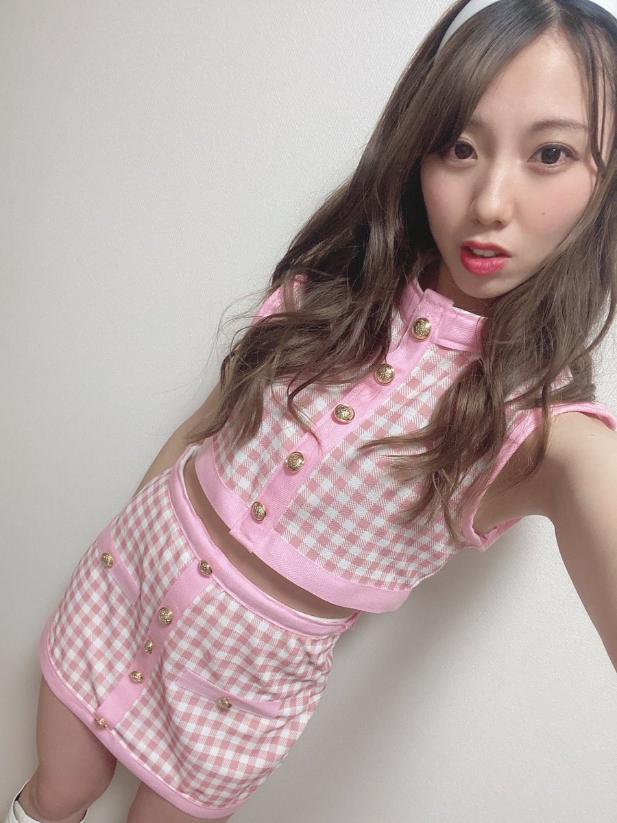 ri_cmb's tweet photo. 最近の撮影
Part.1  →  Kep1er ♡ Shine

安定のSo1arでユジンちゃん🐰💗

練習回数少ない＆鏡ない＆全員初＆
ハード＆終始ニコニコ＆鬼のヒール
というもう不安要素しか
なかったけど楽しい大好きな曲🥹💗 https://t.co/dB5nMiY7Lh