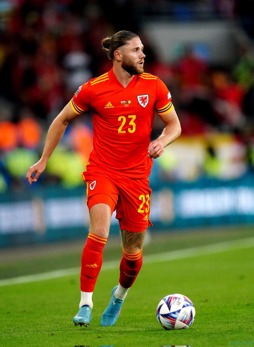 RedWallNews1's tweet photo. Huge Congratulations to Cymru boys Wes Burns, Nathan Broadhead and Lee Evans who have been promoted to the Championship with Ipswich Town.

🏴󠁧󠁢󠁷󠁬󠁳󠁿 🏴󠁧󠁢󠁷󠁬󠁳󠁿 🏴󠁧󠁢󠁷󠁬󠁳󠁿 🏴󠁧󠁢󠁷󠁬󠁳󠁿 🏴󠁧󠁢󠁷󠁬󠁳󠁿 🏴󠁧󠁢󠁷󠁬󠁳󠁿 🏴󠁧󠁢󠁷󠁬󠁳󠁿 🏴󠁧󠁢󠁷󠁬󠁳󠁿 🏴󠁧󠁢󠁷󠁬󠁳󠁿 🏴󠁧󠁢󠁷󠁬󠁳󠁿 🏴󠁧󠁢󠁷󠁬󠁳󠁿 🏴󠁧󠁢󠁷󠁬󠁳󠁿 🏴󠁧󠁢󠁷󠁬󠁳󠁿 https://t.co/99Sl36G6dy