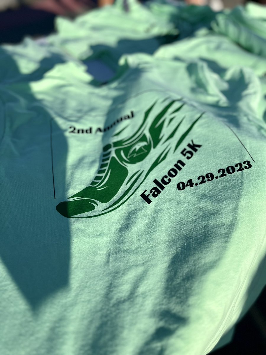 SHSFalconClub's tweet photo. 2nd annual Falcon 5k in the books! Thank you all who came out to run &amp; support! Thank you Coach Adair for helping organize! Thank you Staley Marketing students for designing our shirts &amp; logo this year! Thank you Staley Cross Country students for being guide runners! #f5k https://t.co/3dxIvN3aeq