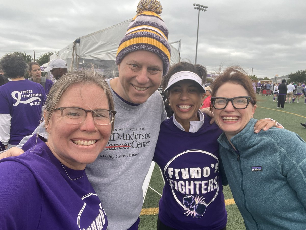 Worth freezing for…just a few of Frumo’s Fighters here @Frumovitz @EGrubbsMD @CrystalCWMD