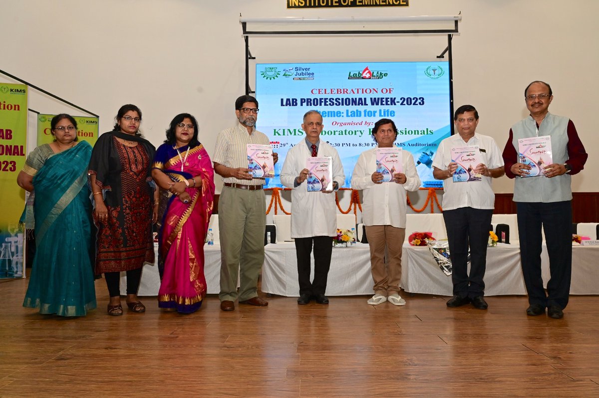 achyuta_samanta's tweet photo. Delighted to attend the Lab Professional Week 2023 celebration at #KIMSBBSR and commend the dedication of our lab staff in providing accurate and timely results for proper diagnosis and treatment. Let's prioritize patient care and be more people-centric in healthcare.
@KIMSBBSR https://t.co/TkZqBe0iBi