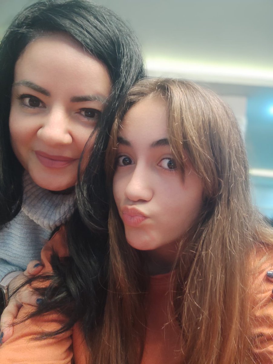 ErnestoCaner83's tweet photo. Birini özleyipte avazınızın çıktığı kadar bağırdığınız ama hiç sesinizin çıkmadığı oldu mu? Dinleri  imanları para olan katiller, paranızla adaletten kurtulamayacaksınız. Sebep olanların tek tek Ateşte yaşamanız tek dileğim. #isiasortakdavamız https://t.co/Q9BdHx8bmu