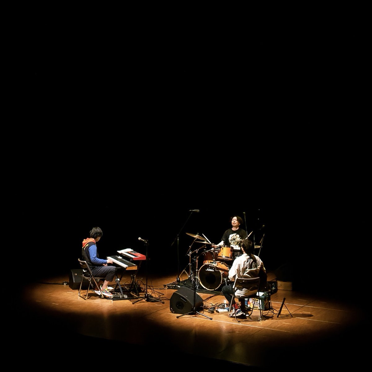 FYmDpgrqpVqdixp's tweet image. ひらのきかく舎が自信を持っておすすめするライブです。まさに音楽の楽しさを体感できます。是非一度、お聴きください。５月３日１８時より、皆様のご来場を心よりお待ちしております。専用サイトはこちらから。networks-jp.asia/event202305/
#networks_band