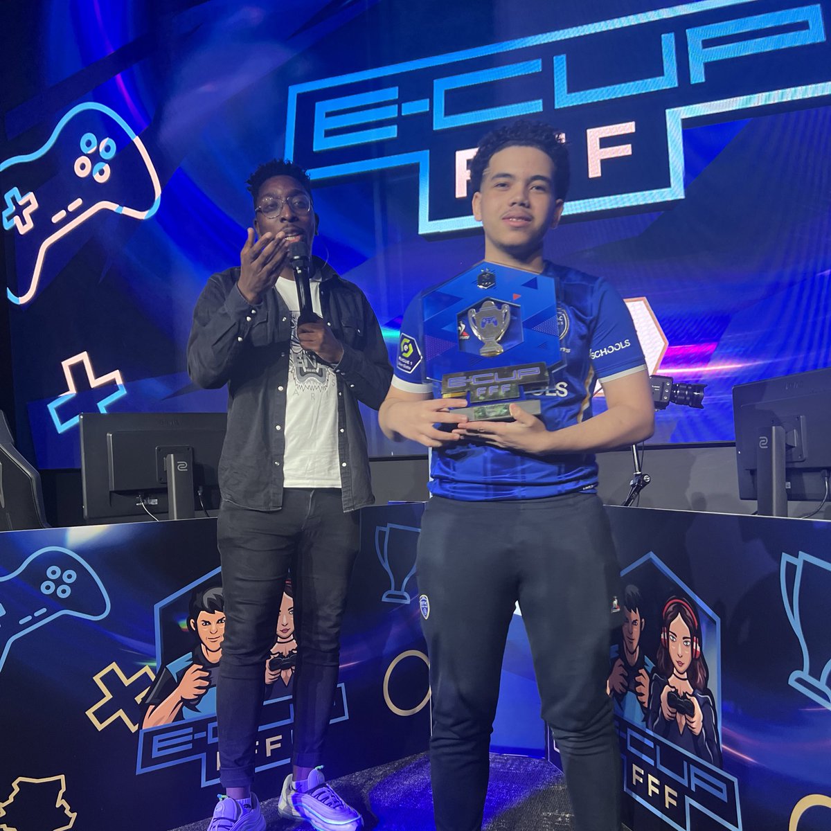 efootdefrance's tweet photo. 🏆 @polo_gasy remporte l’#eCupFFF 2023 ! https://t.co/GjYd4pSiFo