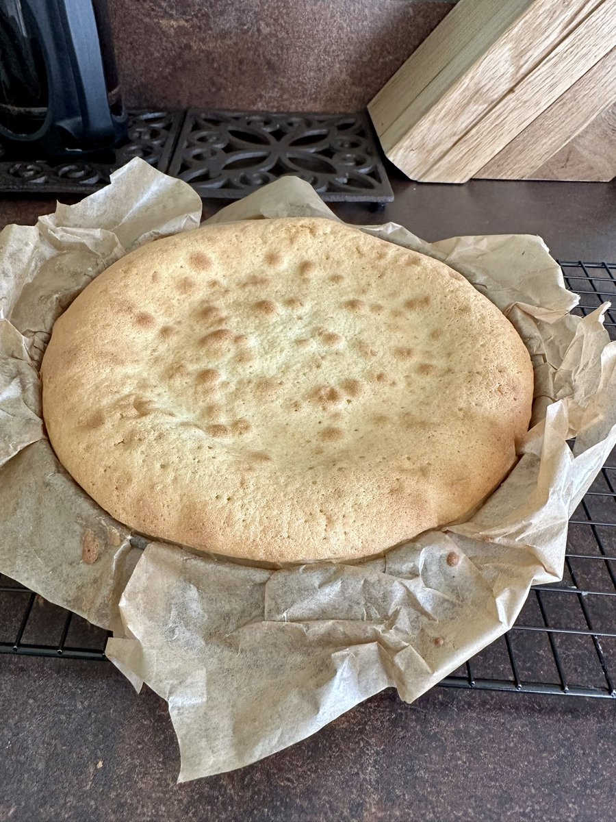 #bakersoftwitter - does no one make sponge flans anymore? Found my grandmother’s flan tin and struggled to find a recipe online. 1st attempt was a recipe that didn’t work. 2nd attempt from a YouTube video much better but looks like pizza base. Fruit & jelly being added tomorrow