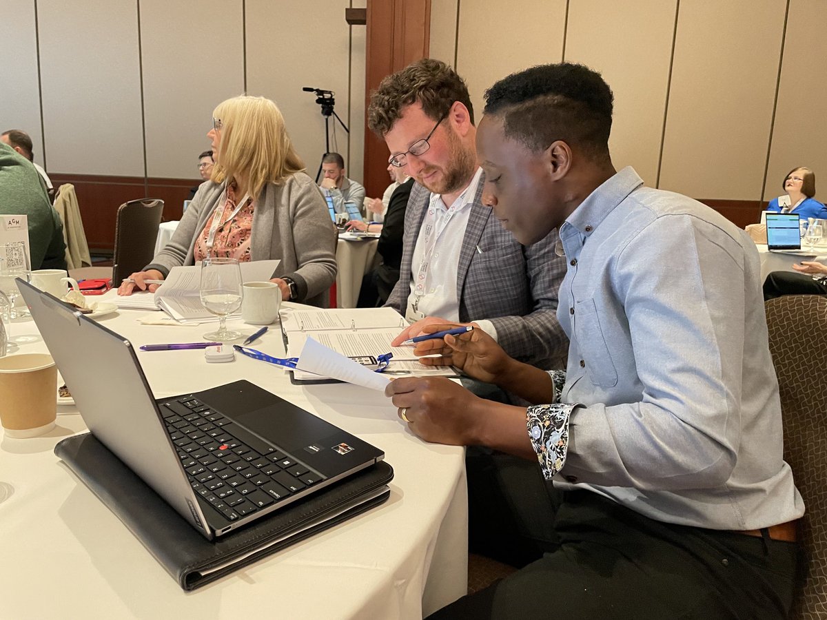 BBOTCEO's tweet photo. @bramptonbot Chair Daniel Lewis and GR &amp; Comms Manager reviewing thoughtful solutions and proposed policies at Ontario Chamber AGM https://t.co/wr6ojoOxwC