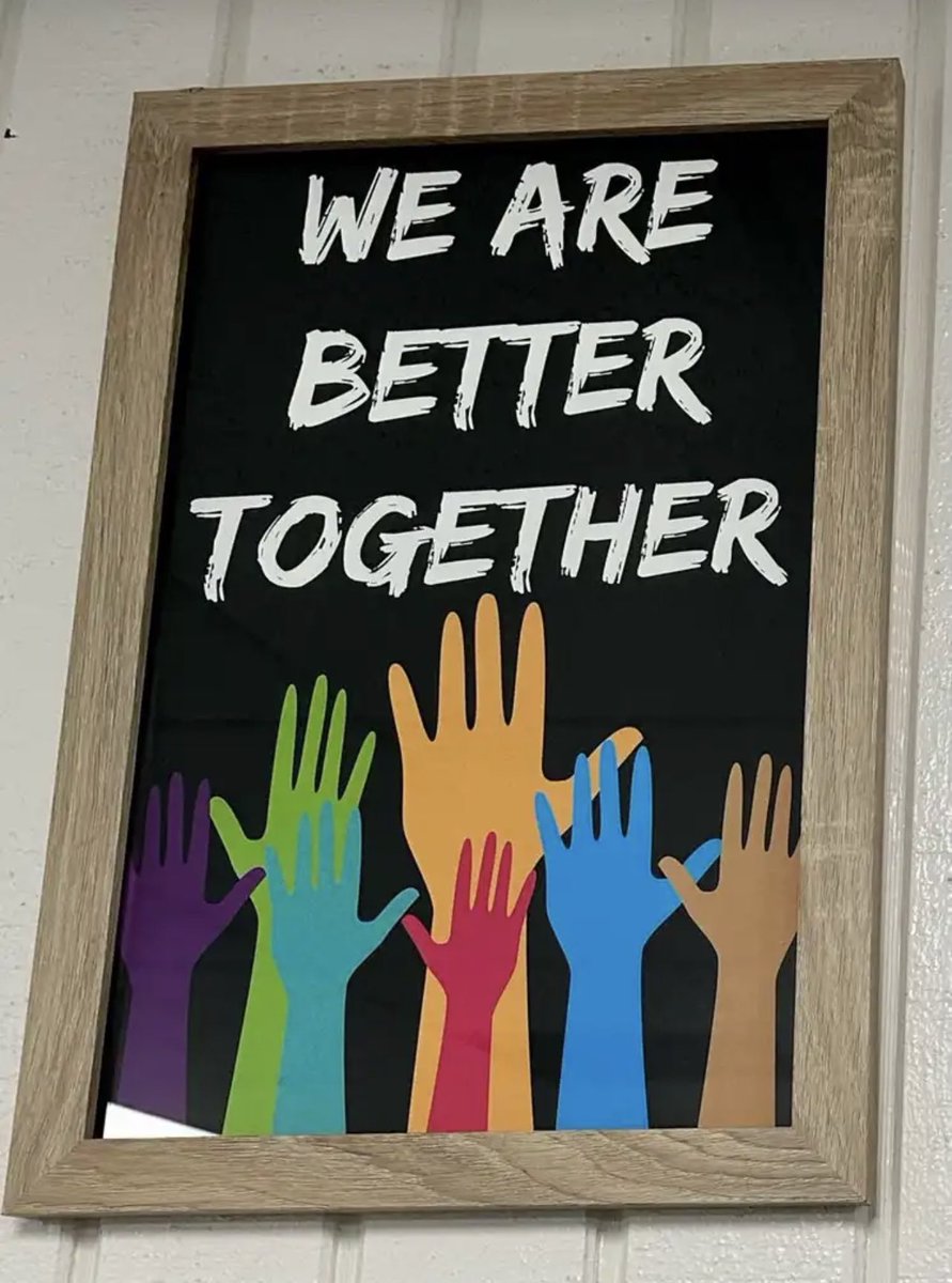 PatDel_92223's tweet photo. I consider myself unbelievably privileged to share life and work @BanningUnified 
Together we make a great team 💚 #championsforstudents
#Thetimeisnow #teambanning https://t.co/Ffn0Y1TTHP