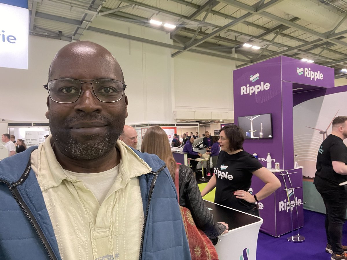 gdeclarke's tweet photo. Had a good afternoon at #FullyChargedLIVESouth  Great conversation with @RippleEnergy @SpeakSarahSpeak towards the end of the day. https://t.co/LLlaLvOP57