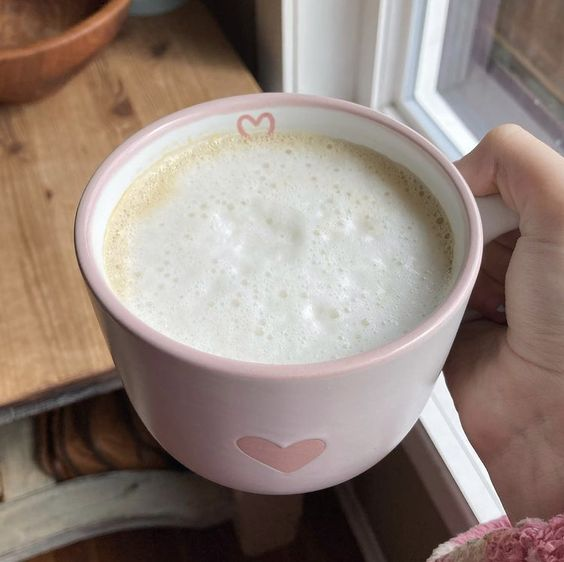 liIacdaisy's tweet photo. coffee in the morning https://t.co/FB0HfQ39R8