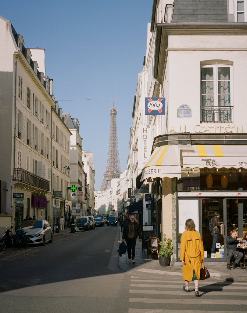 hanontheroad's tweet photo. the beautiful Paris on film (kodak portra 400) 📸🎞️ https://t.co/DlCBe51YNp