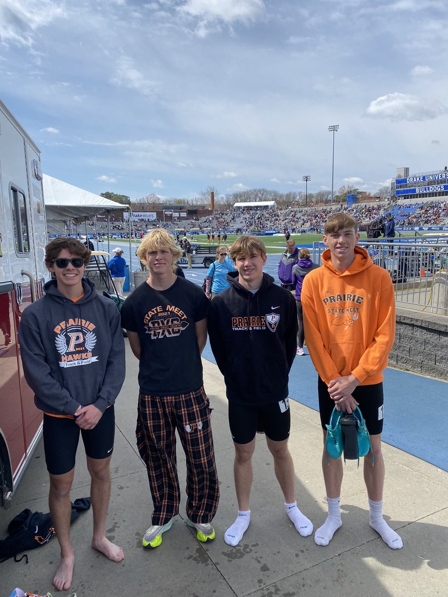 Boys 4x800 runs to a 9th place finish! They run 8:09.55 to improve their seed and grab a top 10 finish! 

Congrats to Harrison Allard, Sean Steinbrech, Jaxon Sickels and Zach Cooper!