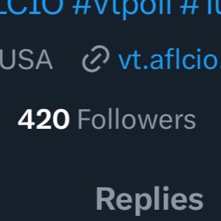 VT_AFLCIO's tweet photo. We have officially hit 420 followers on Twitter! To celebrate, we’re promoting @UFCW campaign to unionize cannabis🍃
We call on workers across Vermont to smoke weed and #StartAUnion ✊💨 https://t.co/fNjdbiJcPP