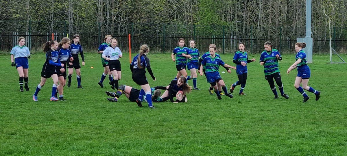 stuarta1207's tweet photo. Thanks to all the girls who came through to the @HamiltonBulls Girls Festival today. Loads of great rugby on show and it was great to see our Ladies team down showing support and also @g_frew reffing and showing other areas they can get involved within the sport. 🏉🐮 https://t.co/20wSKdgPlB