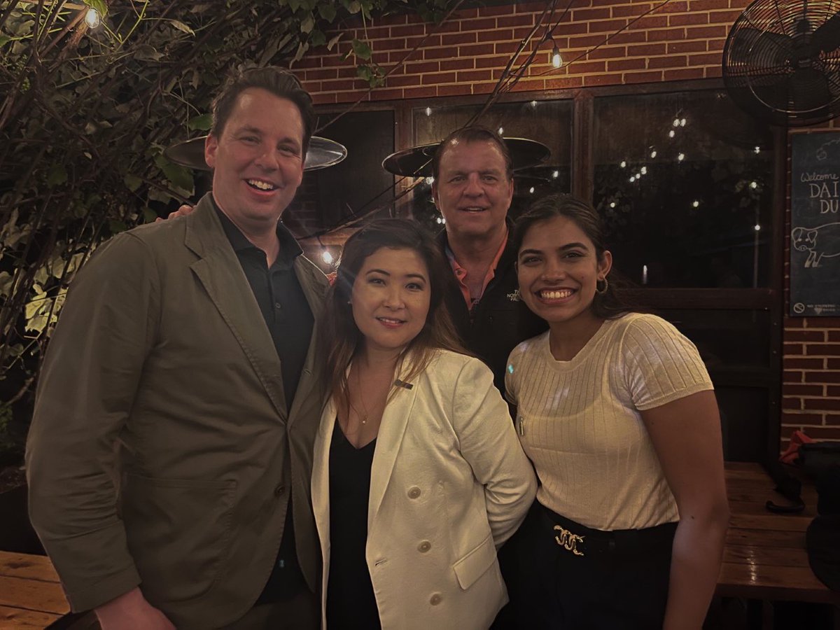 GBBC_io's tweet photo. 1/ And that’s a wrap! 🎬 

#GBBC is delighted to have had the opportunity to connect with #GBBCMembers and ambassadors at @CoinDesk’s @Consensus2023, forging conversations around Web3 applications, digital asset utility &amp; regulation, and using #blockchain for social impact

🧵👇 https://t.co/QexVeHQYSc