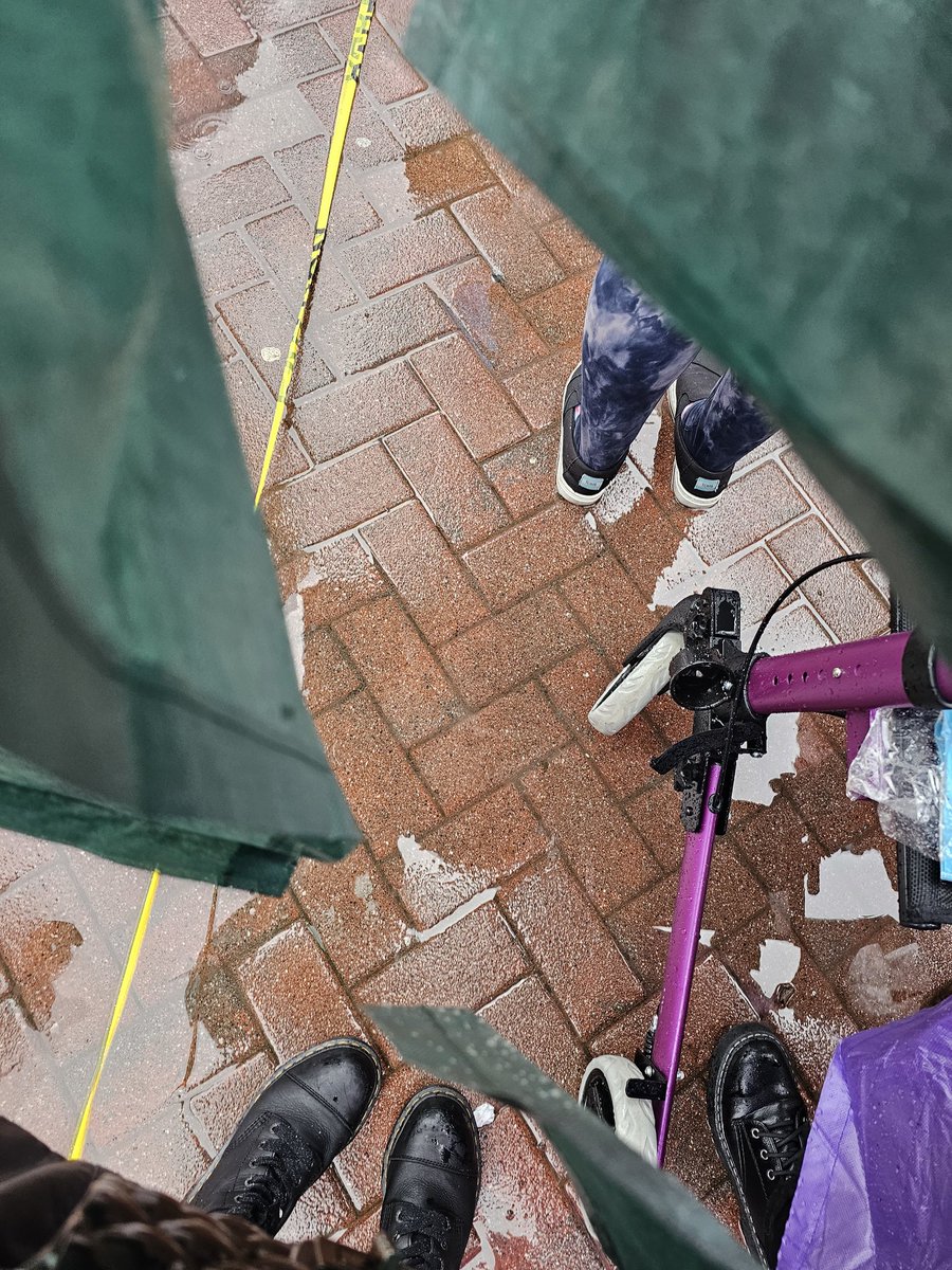C_CuriosityX_X's tweet photo. I have 3 layers of socks and insulated docs and I can't move my toes. There ppl wearing so much less 😞 trying very hard to stay positive and happy. 
#fighting https://t.co/YnH8rzaLxX