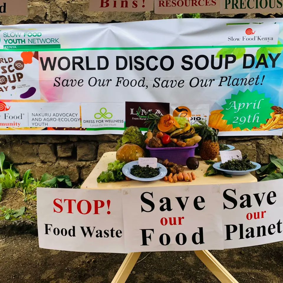 JackyWaiharo's tweet photo. Today is the 7th edition of the beloved global Disco Soup
World Disco Soup Day , is the date where SFYN groups organise events to party, eat and dance together while turning food waste into Disco Soups for everyone to enjoy

@SafeSpaces21 Was invited and we couldn't be more proud https://t.co/AinEG2H4lk