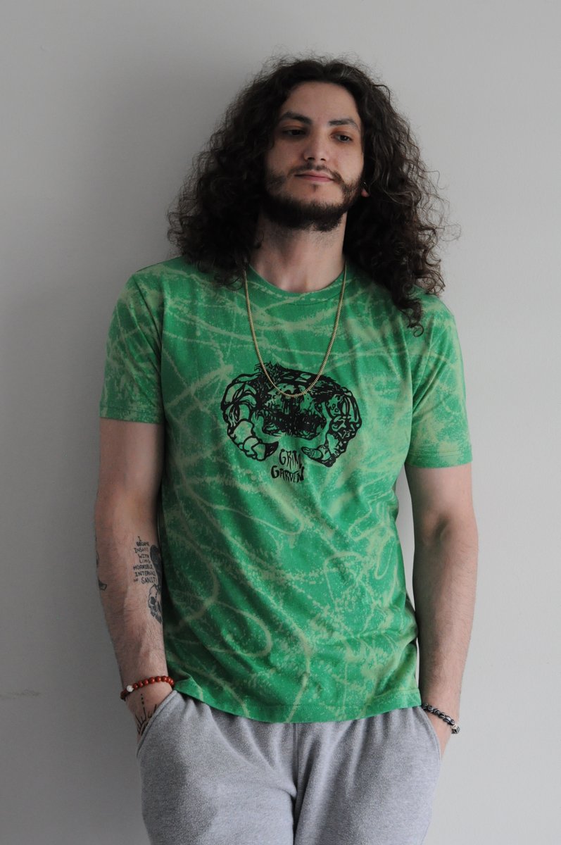 grimgardenllc's tweet photo. 1-of-1 "Murder Pooch" Tee size Large $35 
https://t.co/fCUyeYrRe8 https://t.co/fOQtz0zvT5